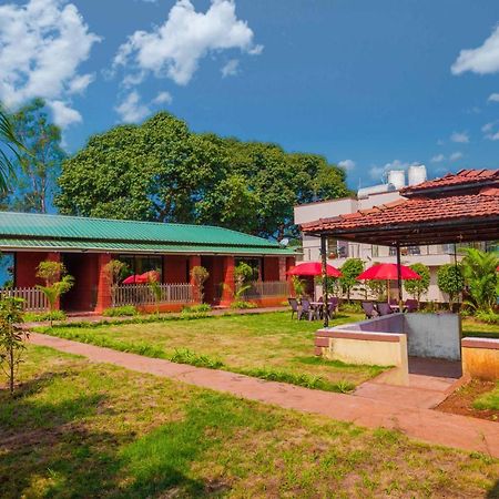 The Oak Woods Hotell Mahābaleshwar Eksteriør bilde