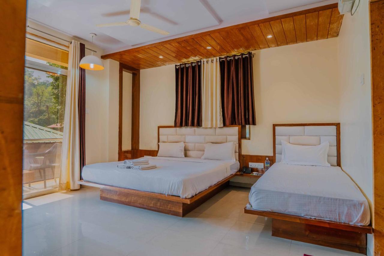 The Oak Woods Hotell Mahābaleshwar Eksteriør bilde