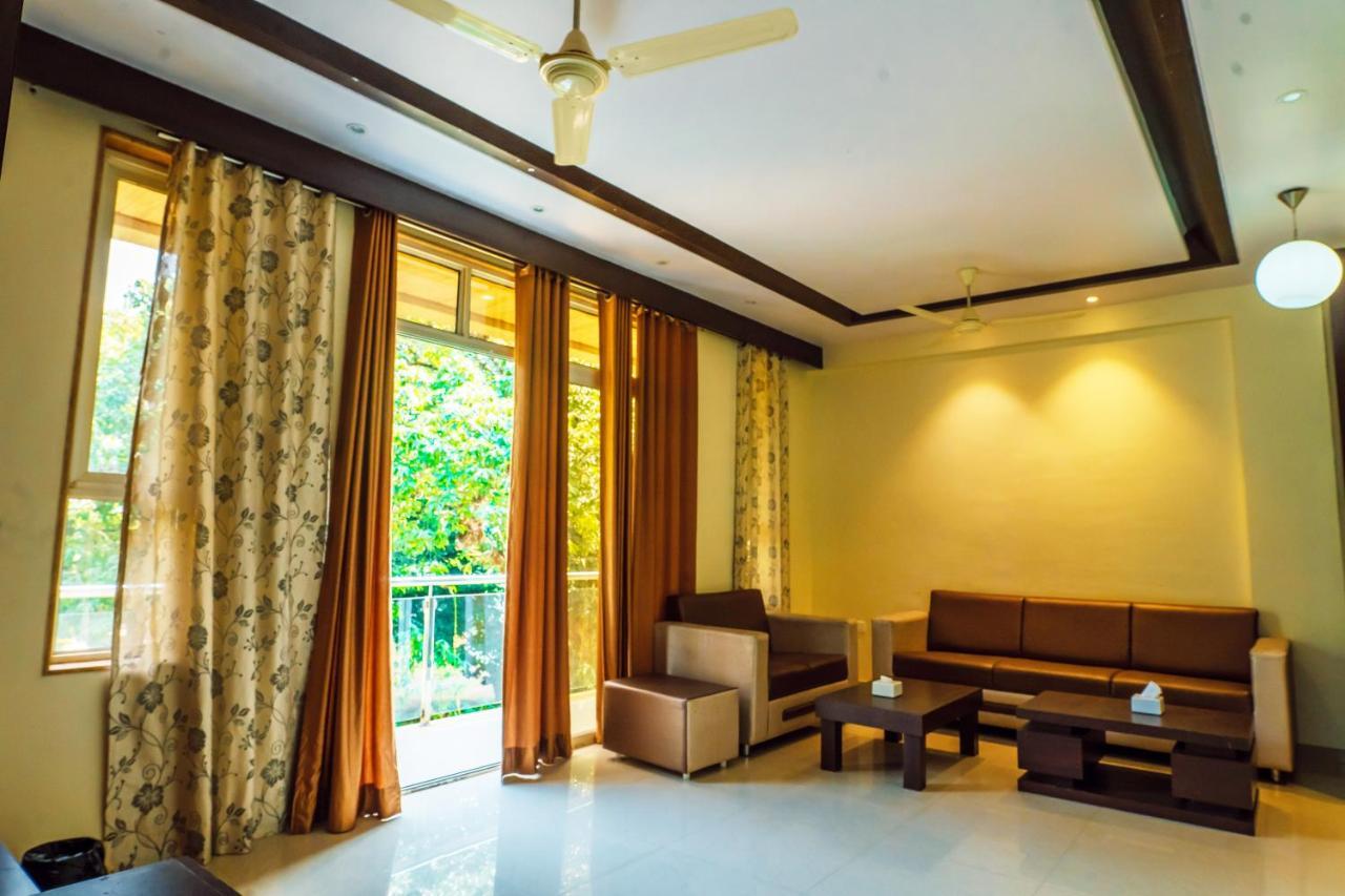 The Oak Woods Hotell Mahābaleshwar Eksteriør bilde