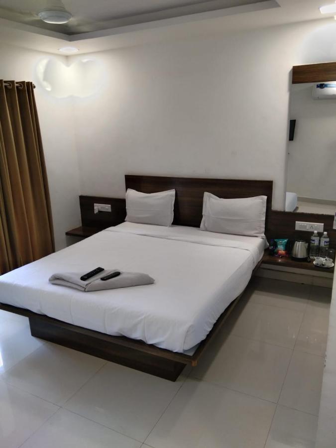 The Oak Woods Hotell Mahābaleshwar Eksteriør bilde